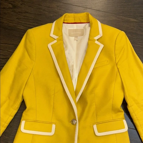 Banana Republic Yellow Blazer with White Accents - Picture 3 of 7